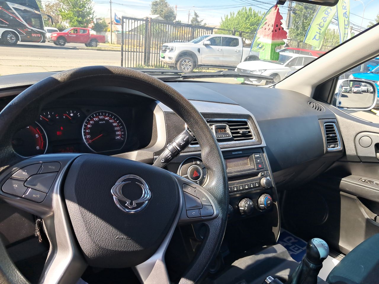 SSANGYONG - 30