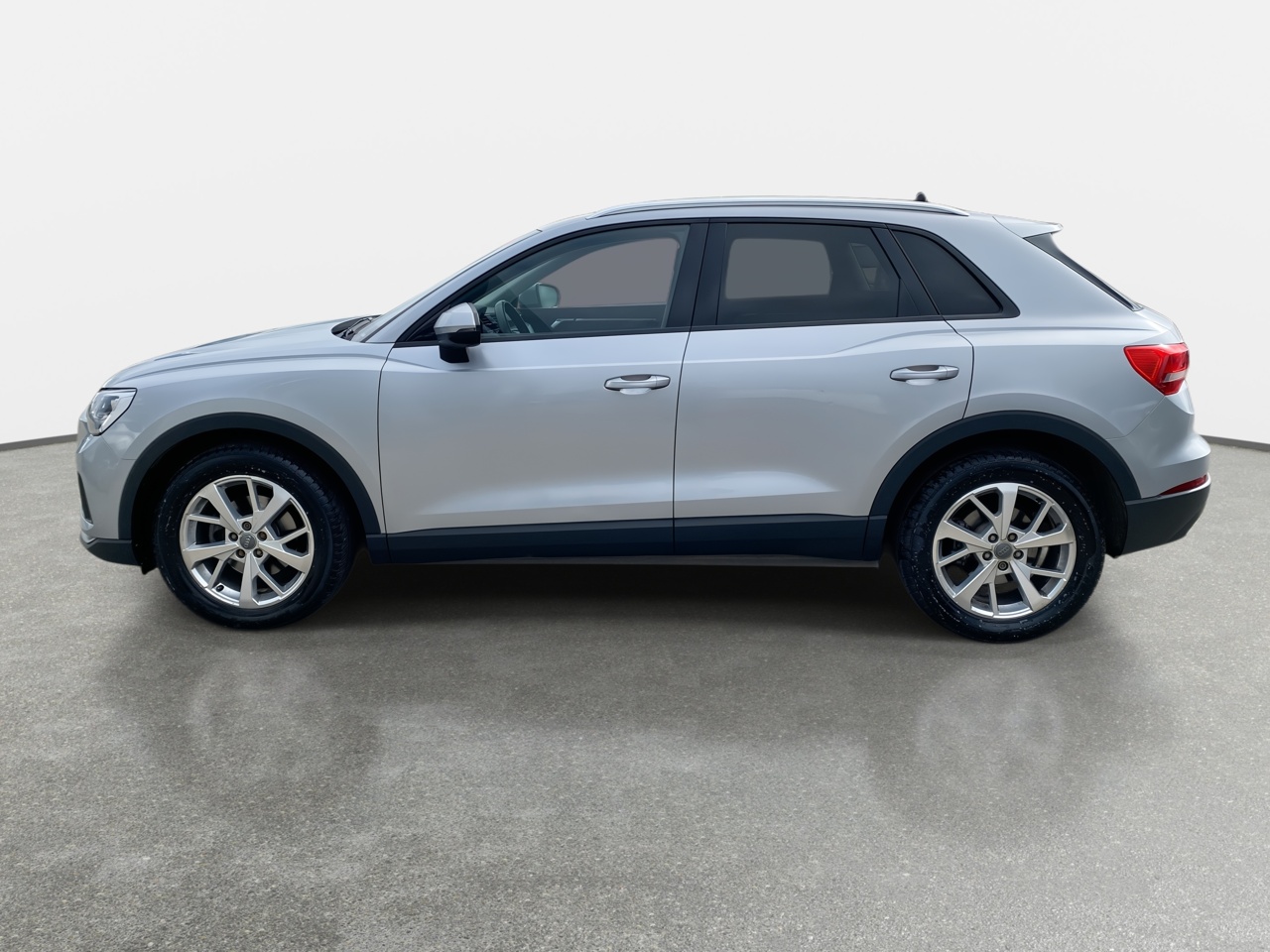 AUDI - 4