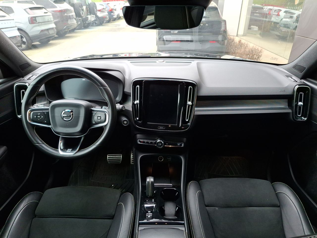 VOLVO - 9