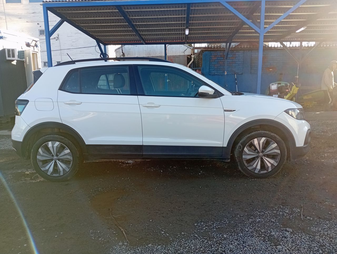 VOLKSWAGEN - 8