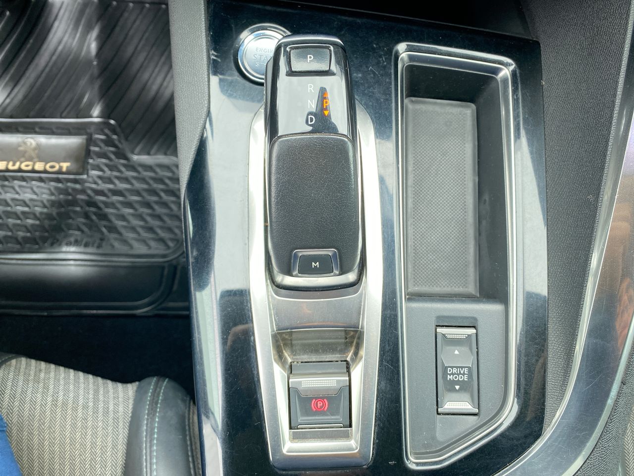 PEUGEOT - 32