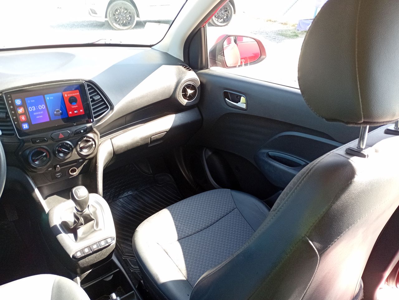 HYUNDAI - 10