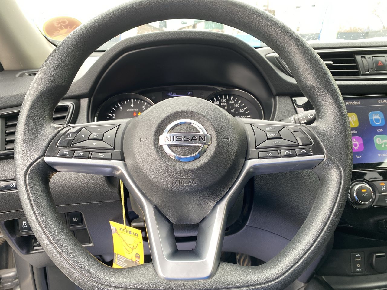 NISSAN - 24