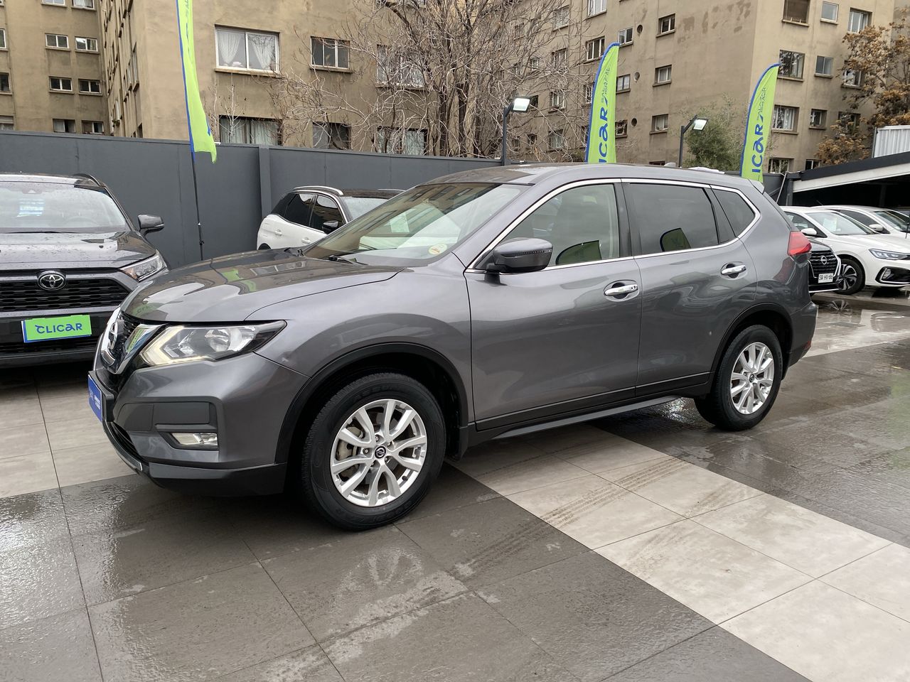 NISSAN - 3