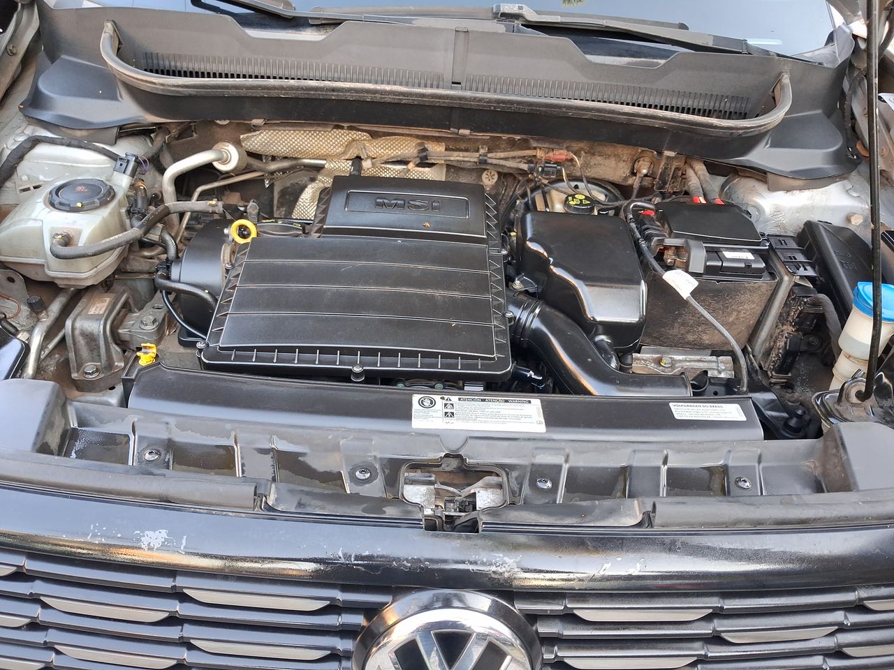 VOLKSWAGEN - 16