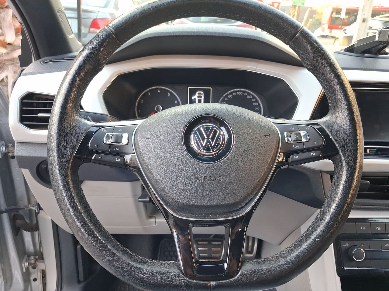 VOLKSWAGEN - 23