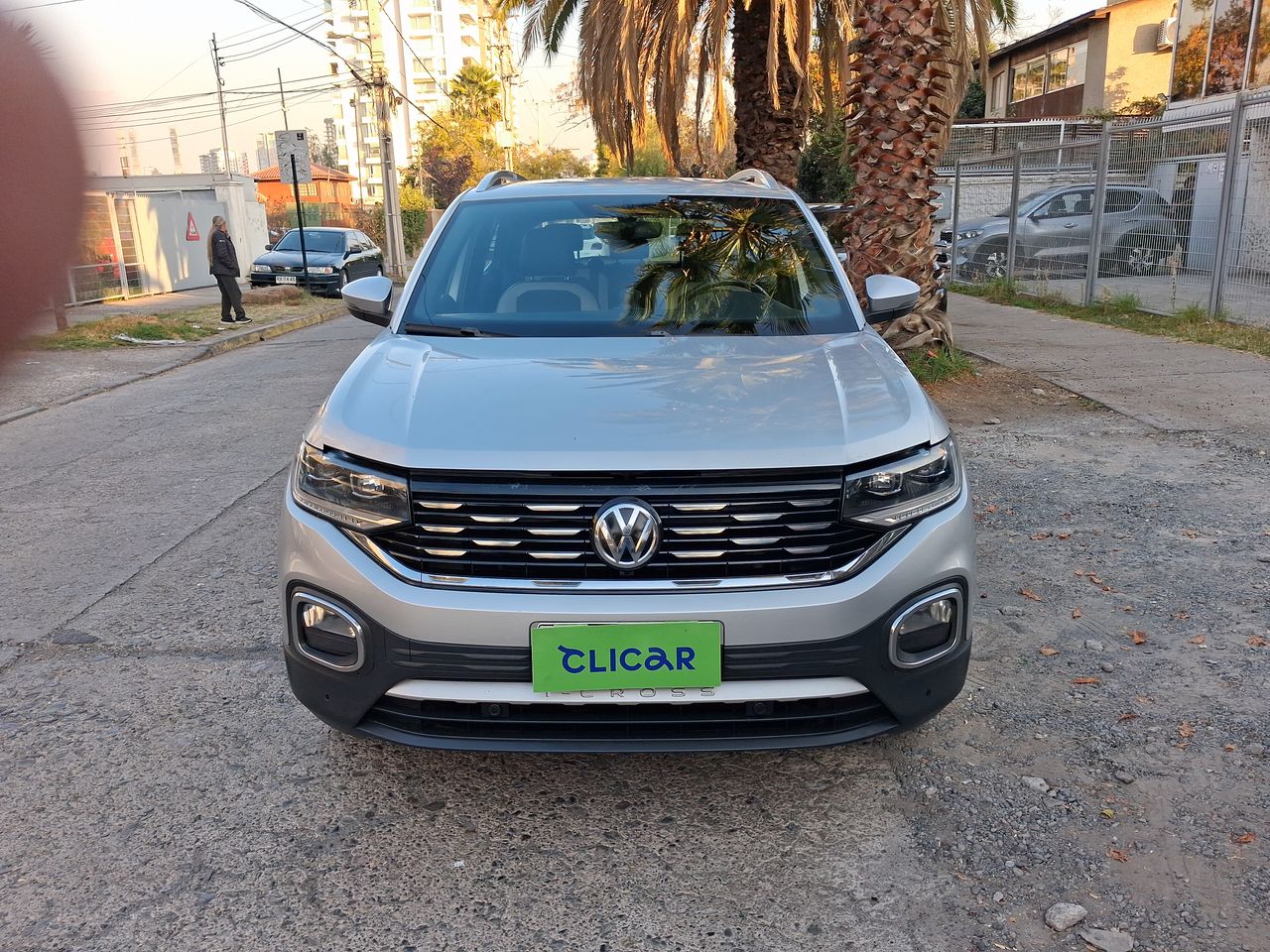 VOLKSWAGEN - 2