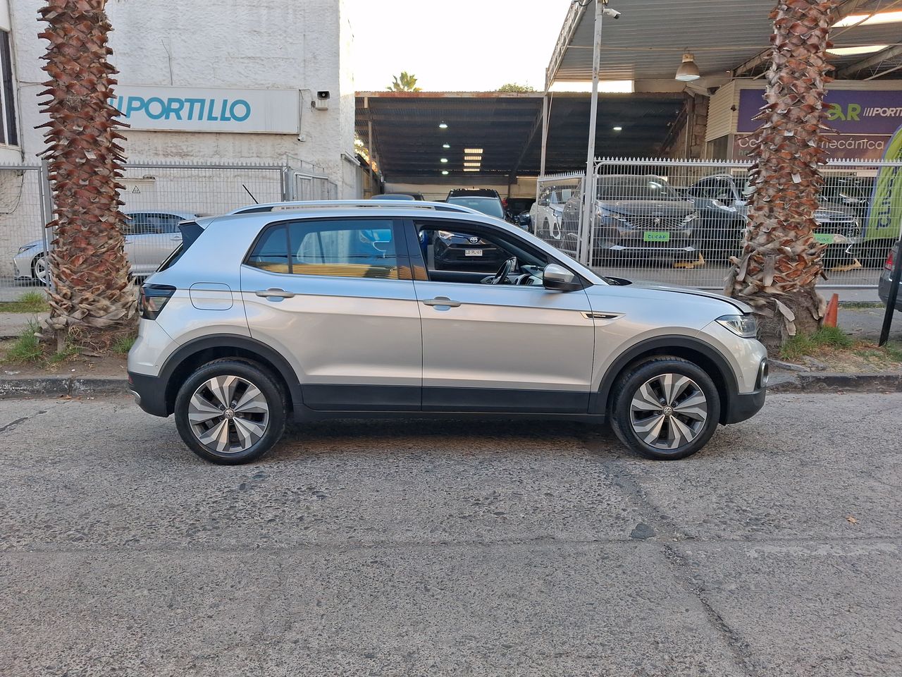 VOLKSWAGEN - 8