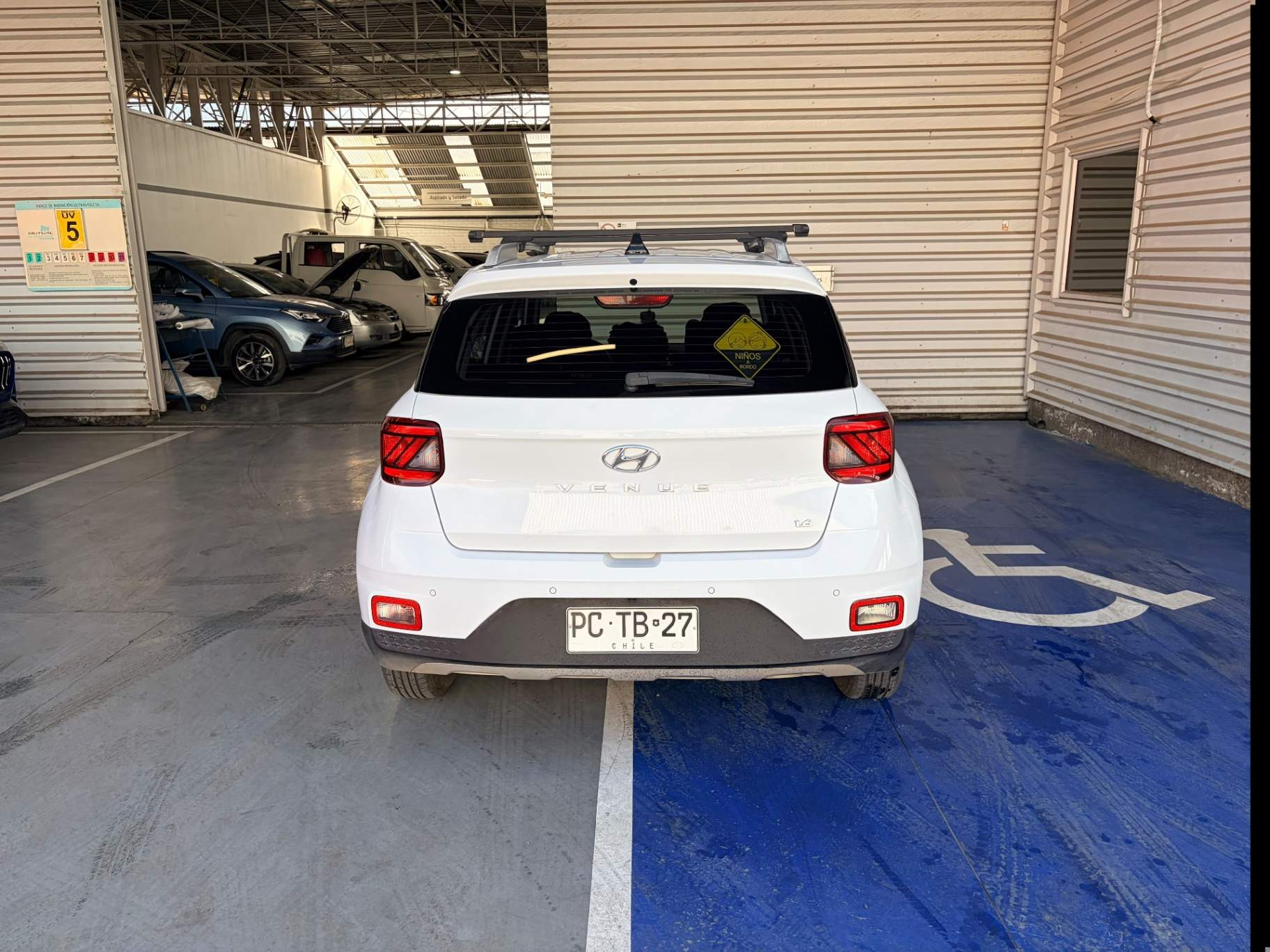 HYUNDAI - 5