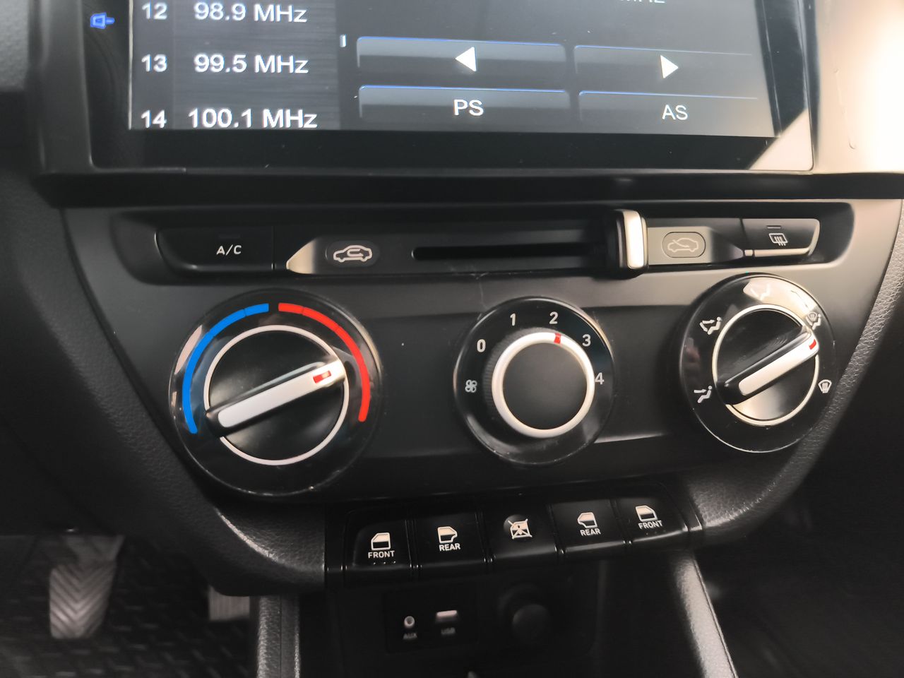 HYUNDAI - 28