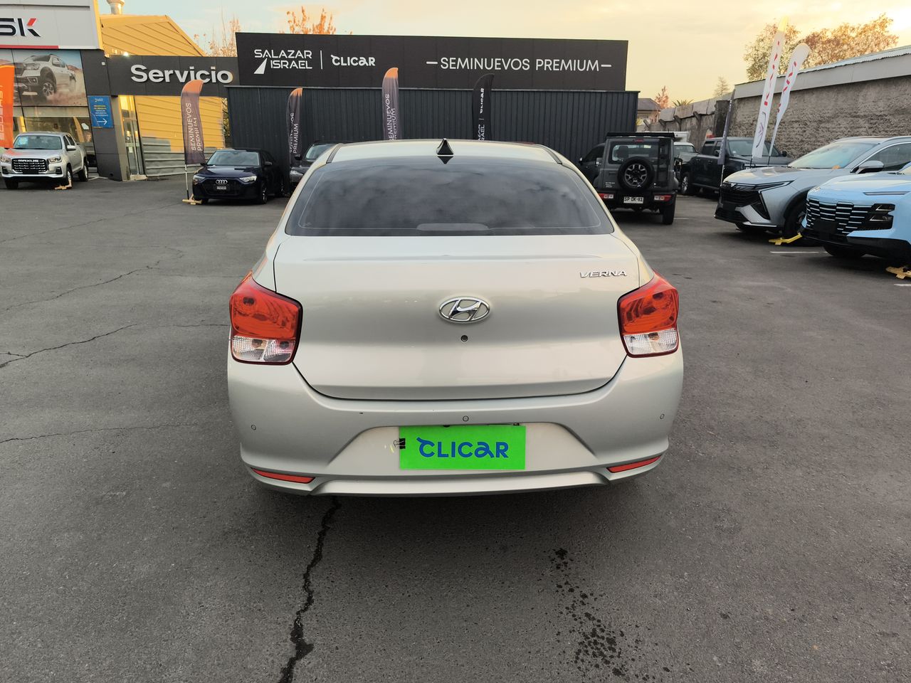 HYUNDAI - 6