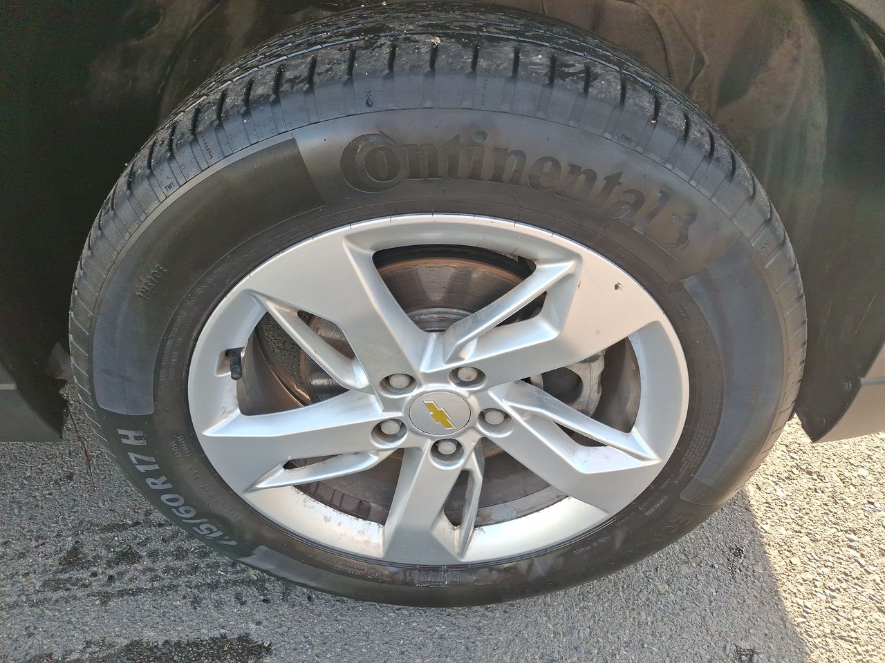 Chevrolet Captiva — foto 10 de 28
