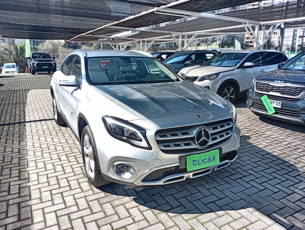 MERCEDES BENZ - 1