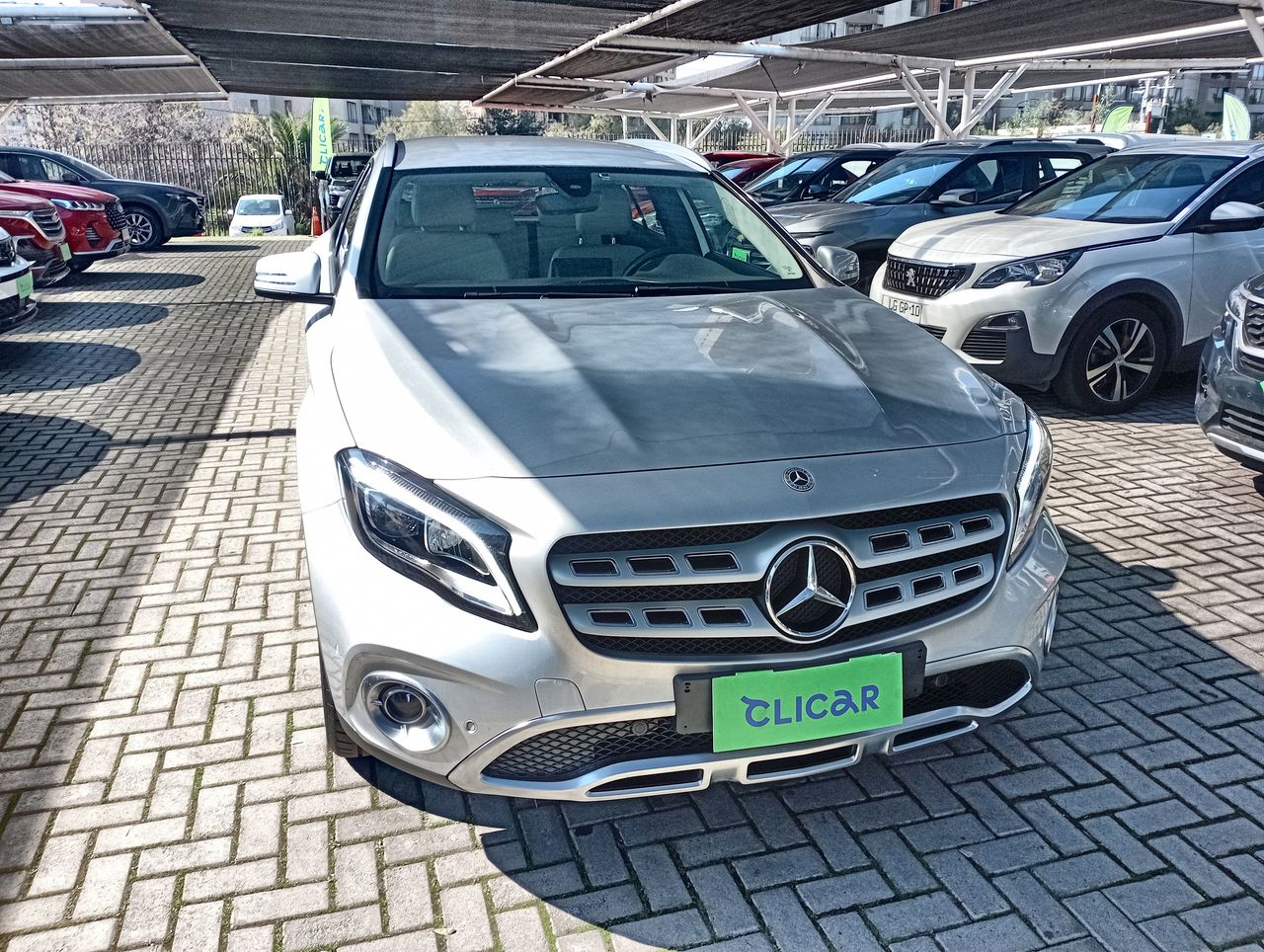 MERCEDES BENZ - 2