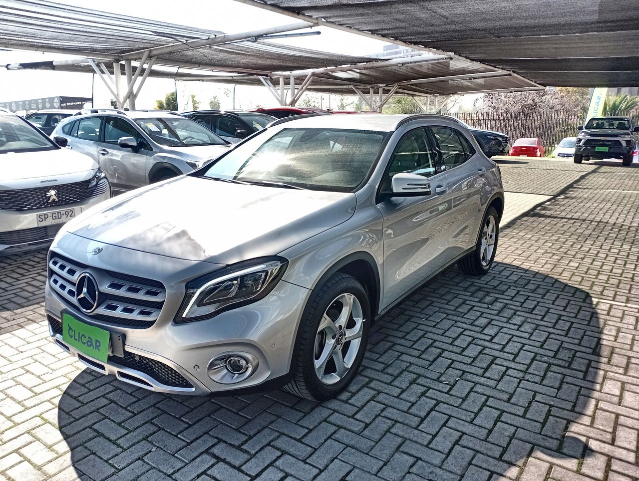 MERCEDES BENZ - 3