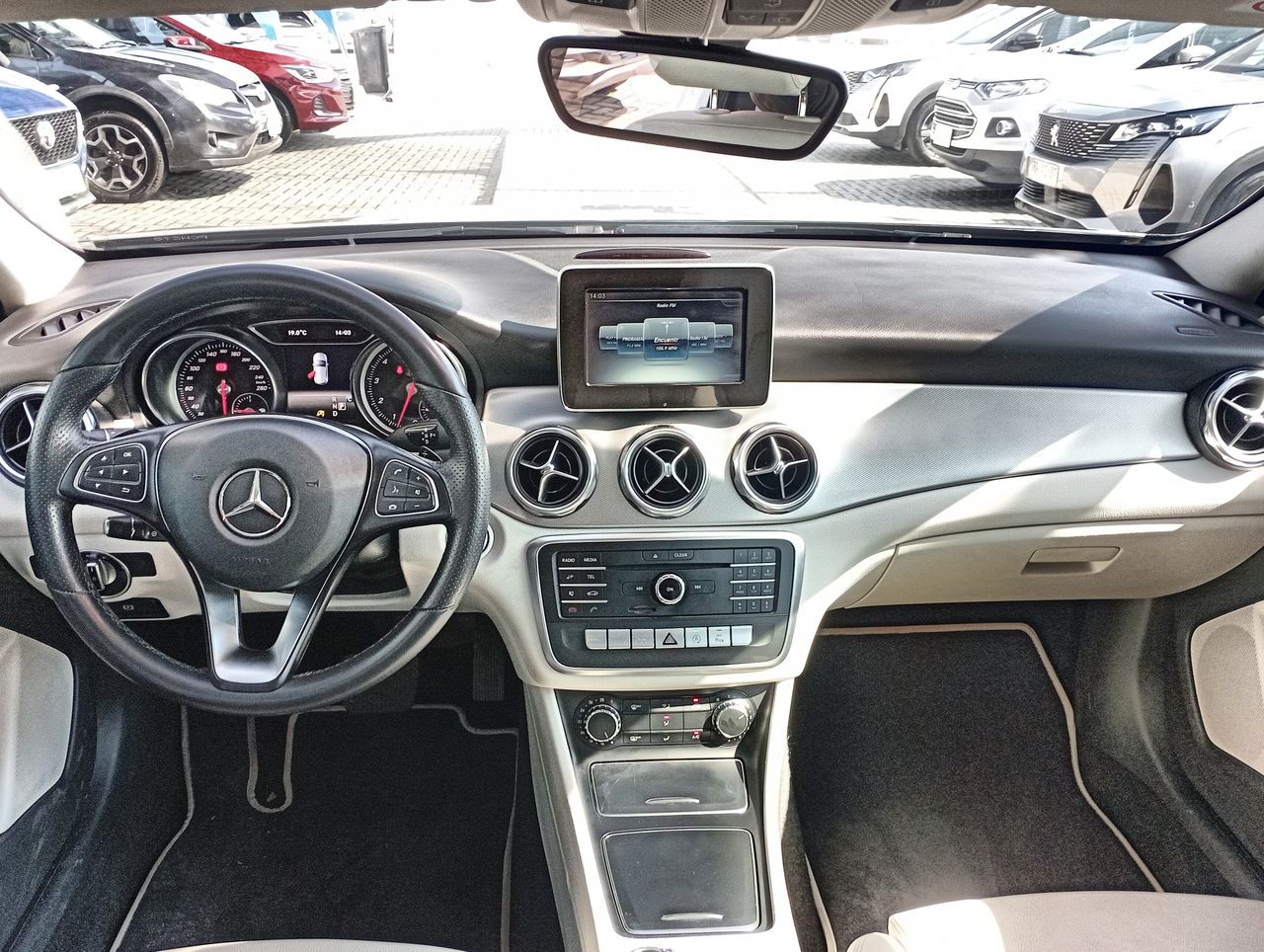 MERCEDES BENZ - 9