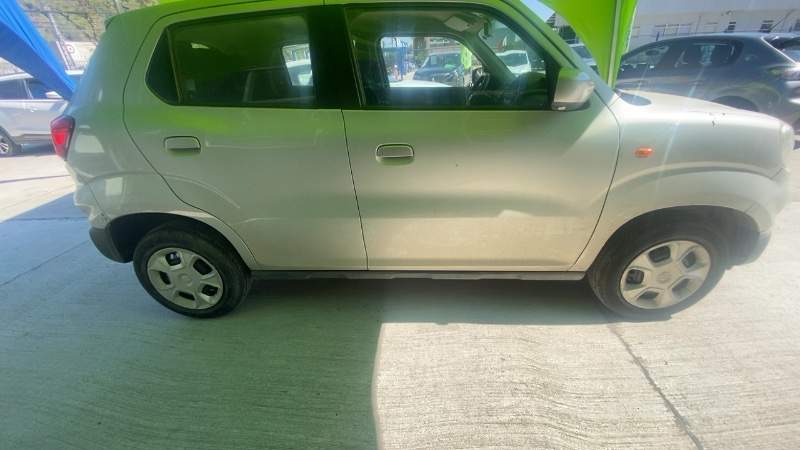 SUZUKI - 3