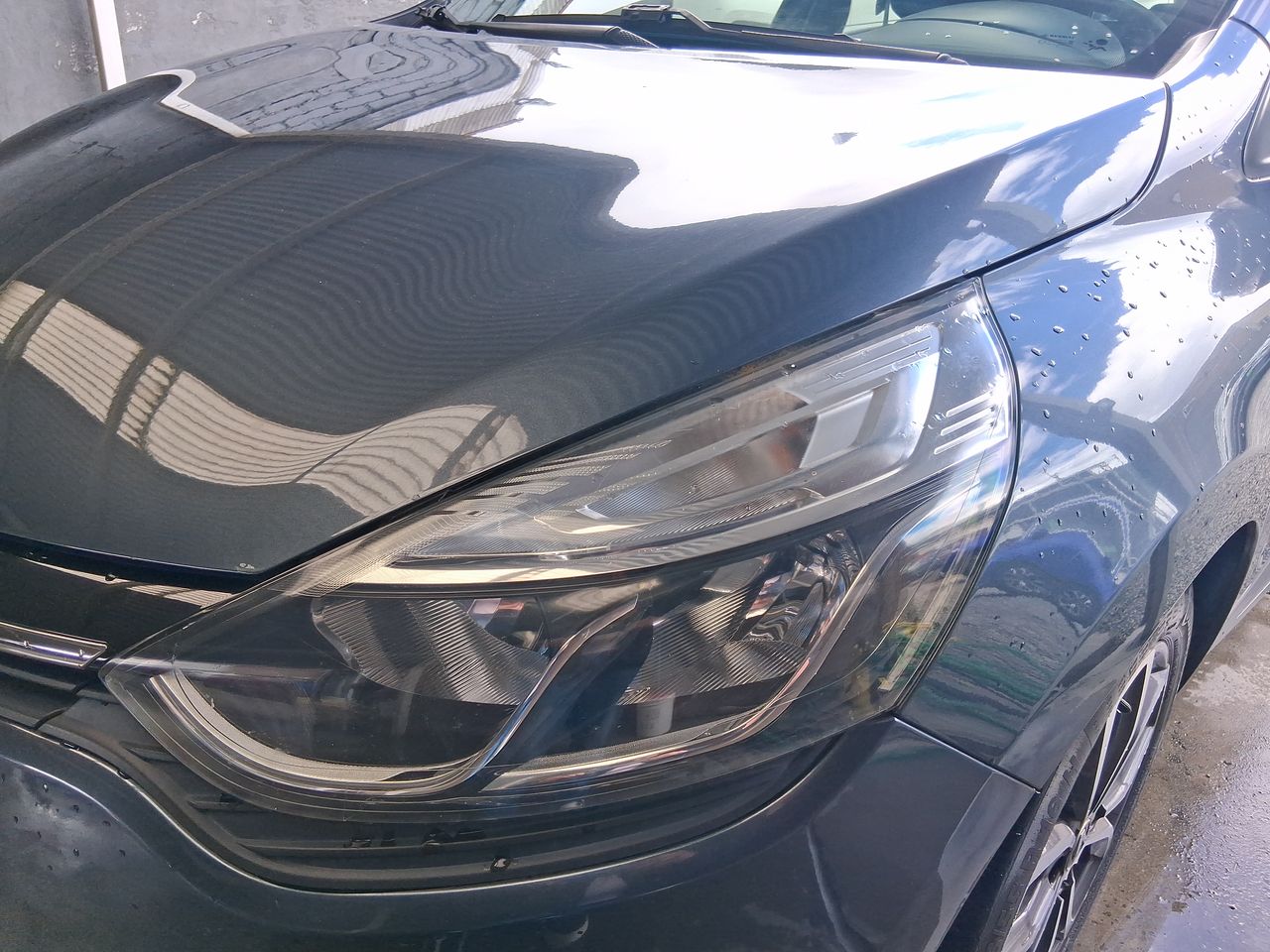 Renault Clio — foto 20 de 36