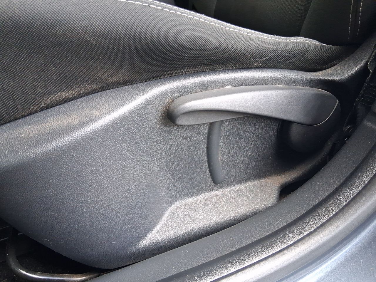 Renault Clio — foto 25 de 36