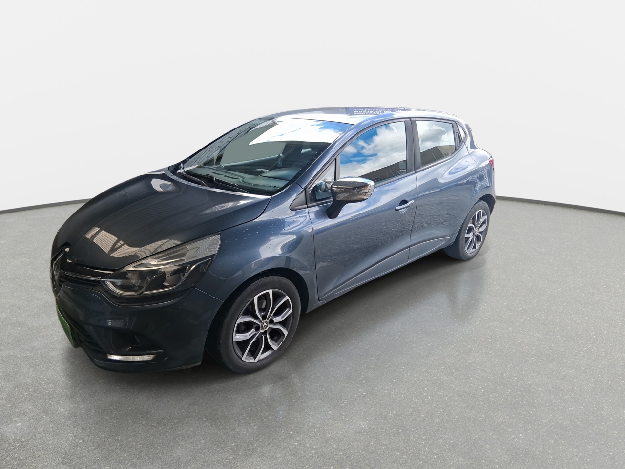 RENAULT - 3