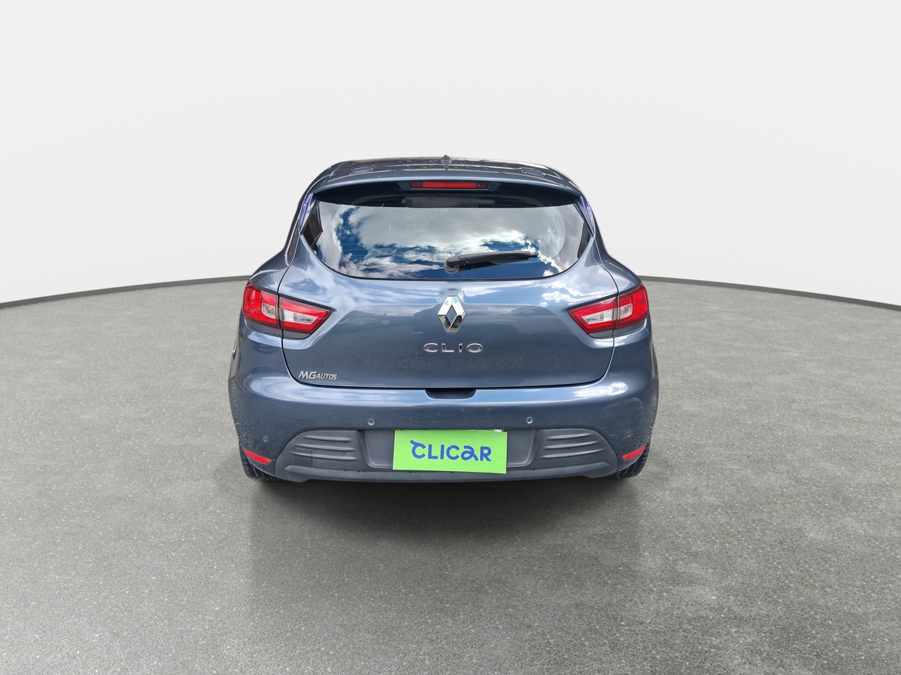 RENAULT - 6