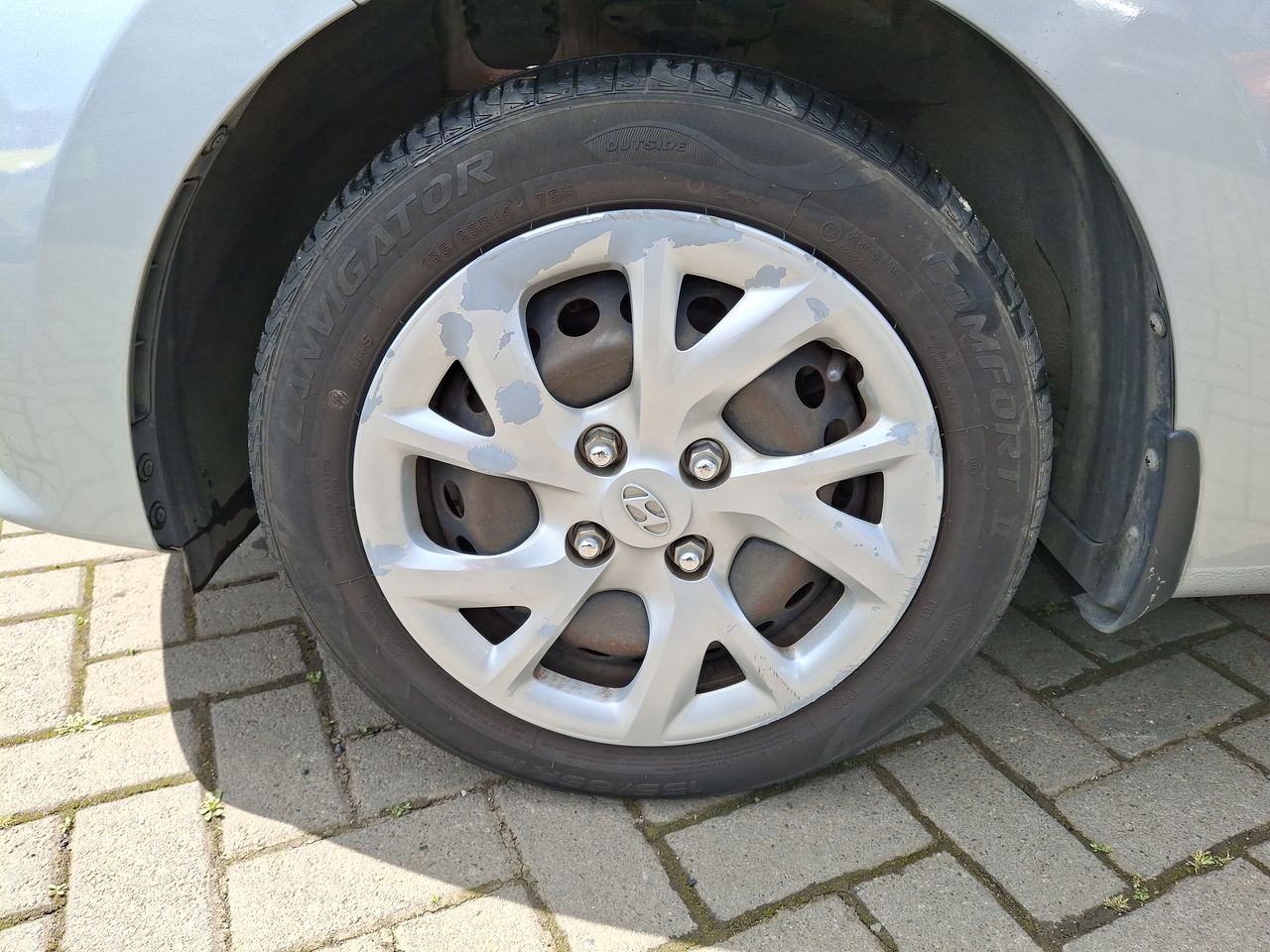 HYUNDAI - 17