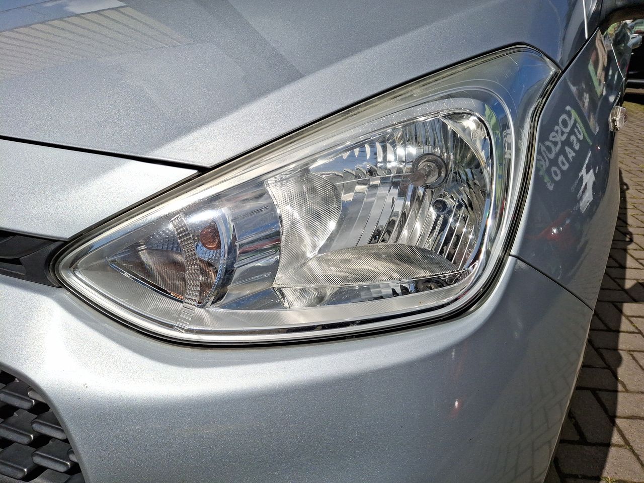 HYUNDAI - 18