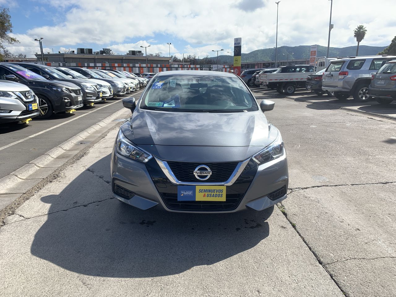NISSAN - 2
