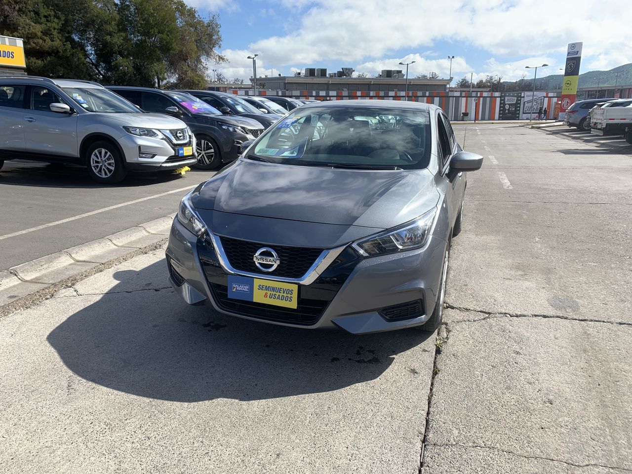 NISSAN - 3