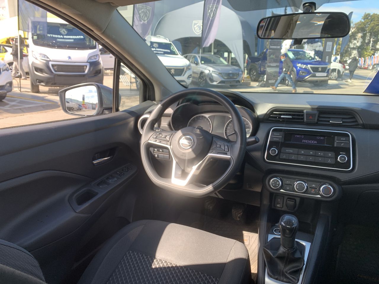 NISSAN - 20