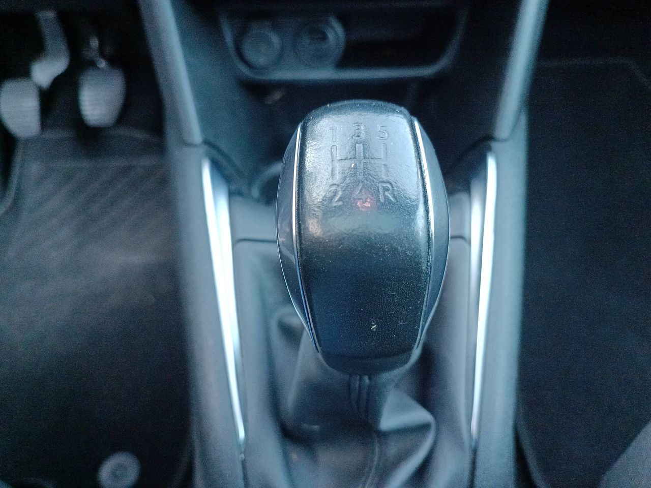 PEUGEOT - 32