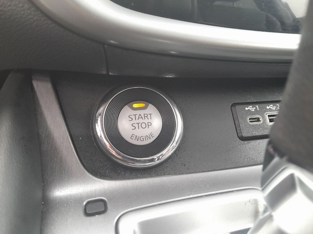 NISSAN - 37