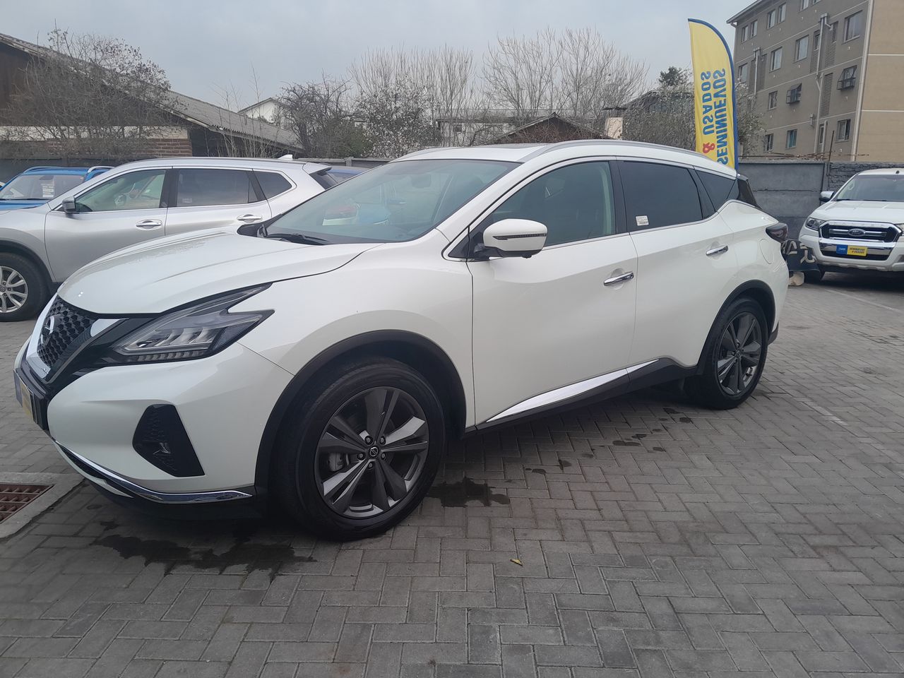 NISSAN - 3