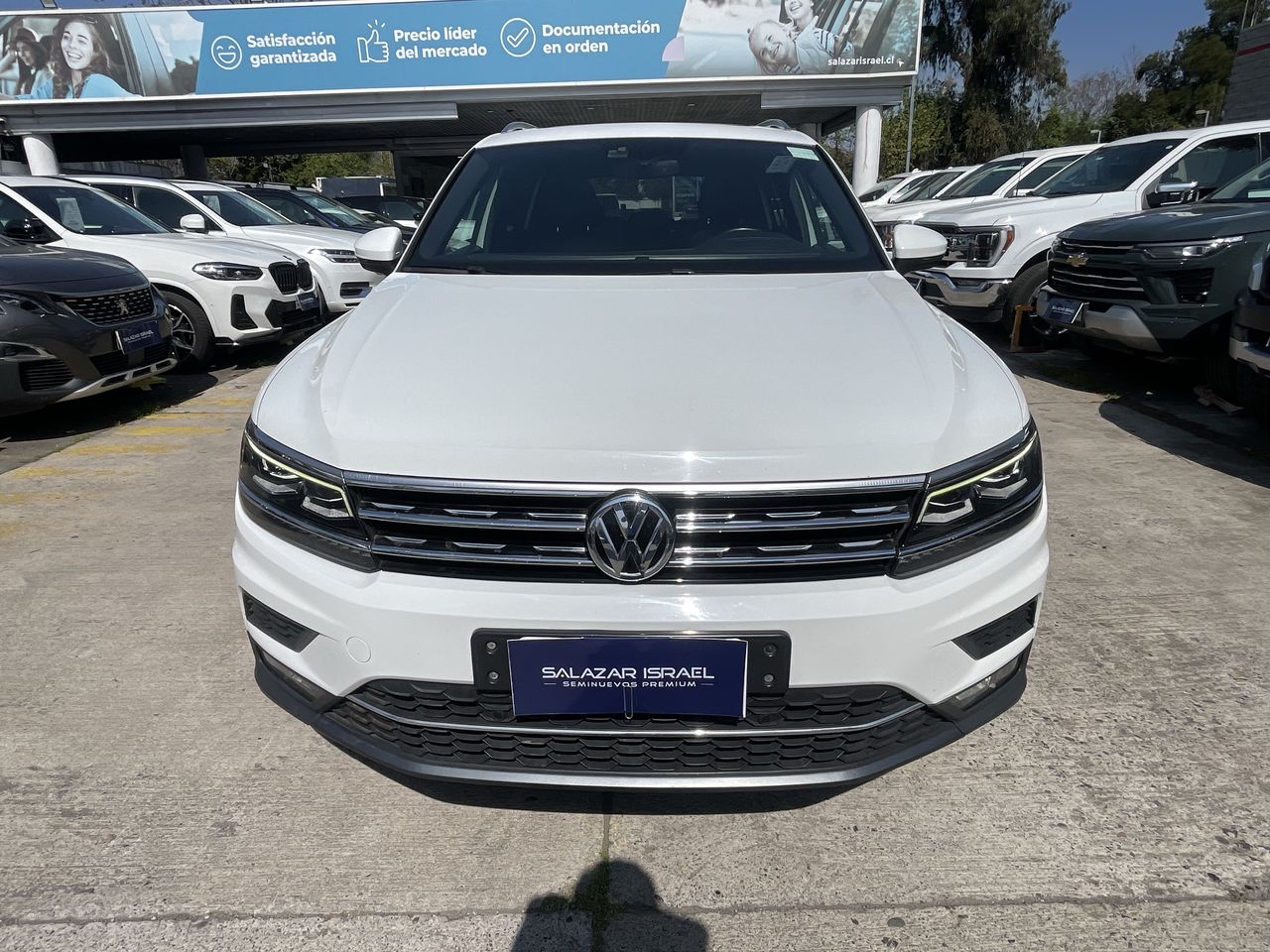 VOLKSWAGEN - 2