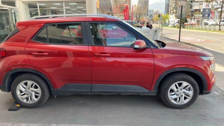 HYUNDAI - 3