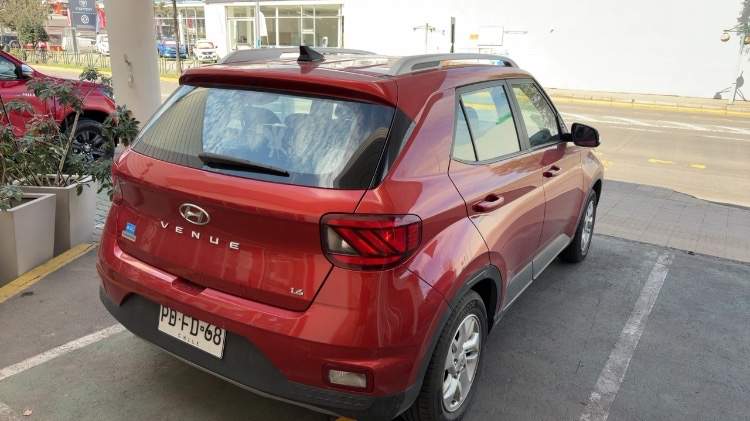 HYUNDAI - 4