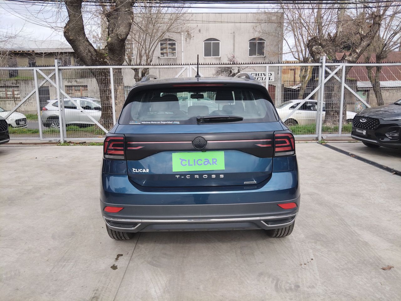 VOLKSWAGEN - 6