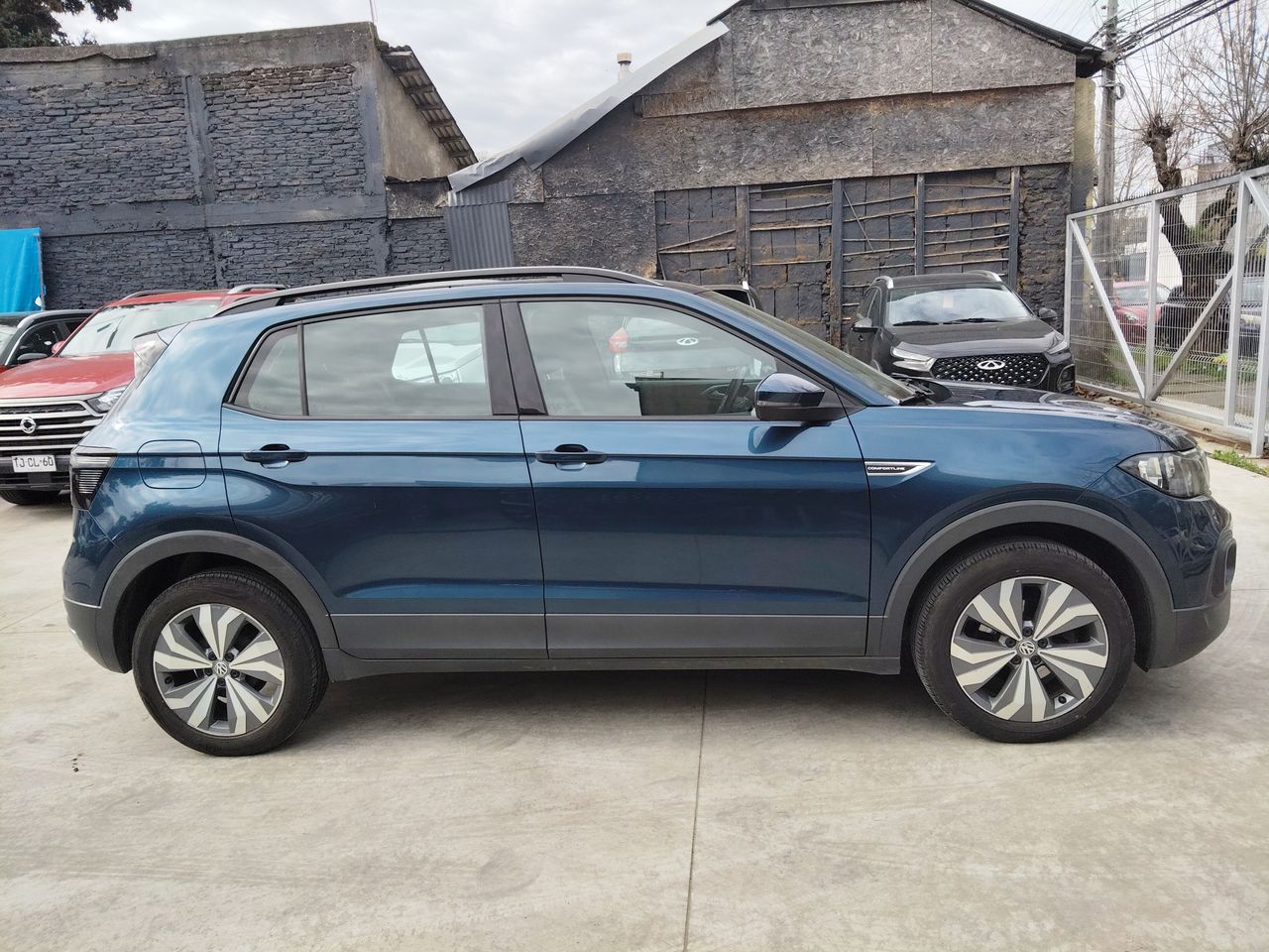 VOLKSWAGEN - 8