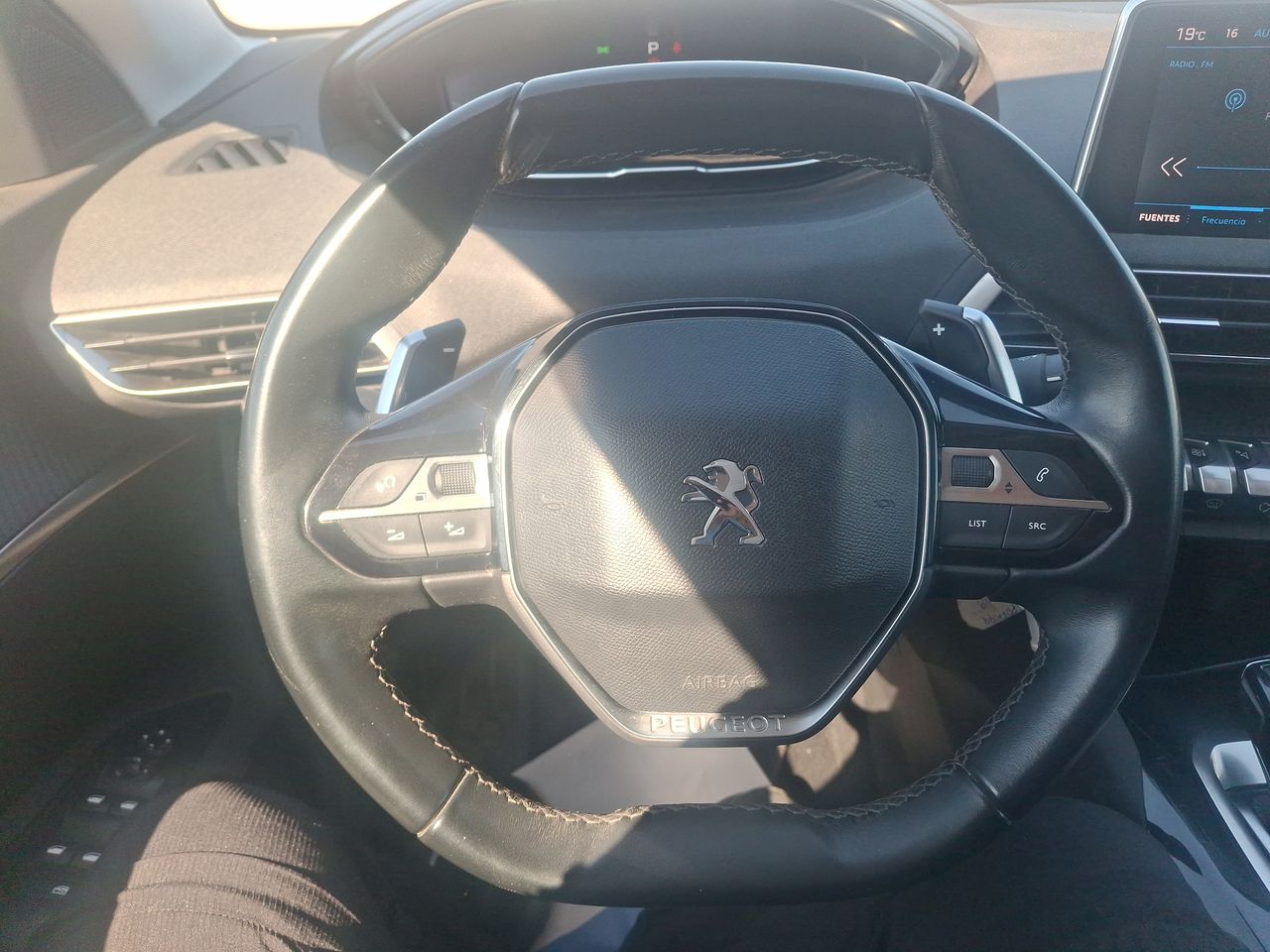 PEUGEOT - 23