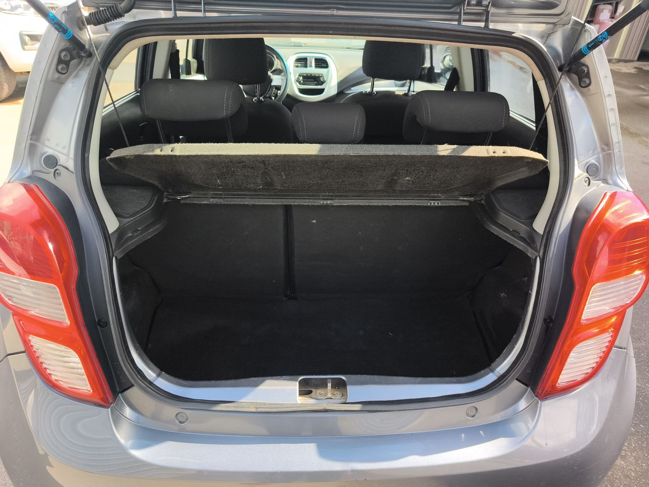 Chevrolet Spark Gt — foto 11 de 23