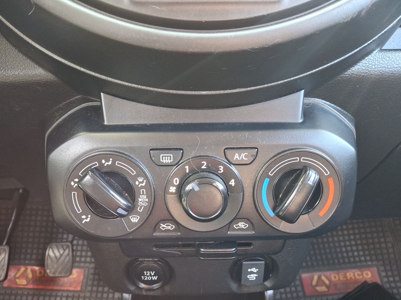 SUZUKI - 27