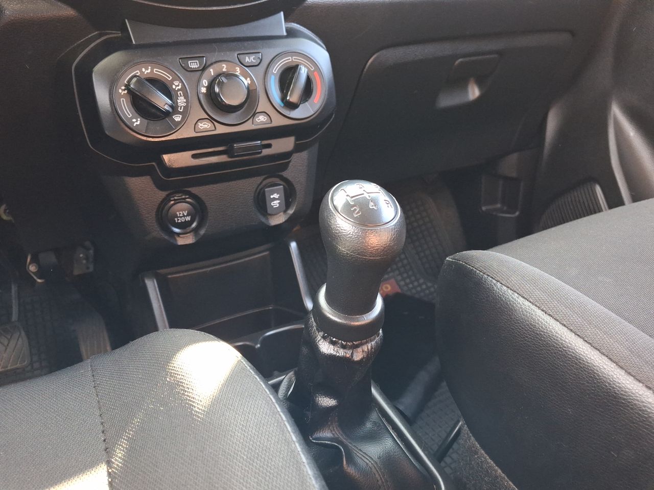 SUZUKI - 28
