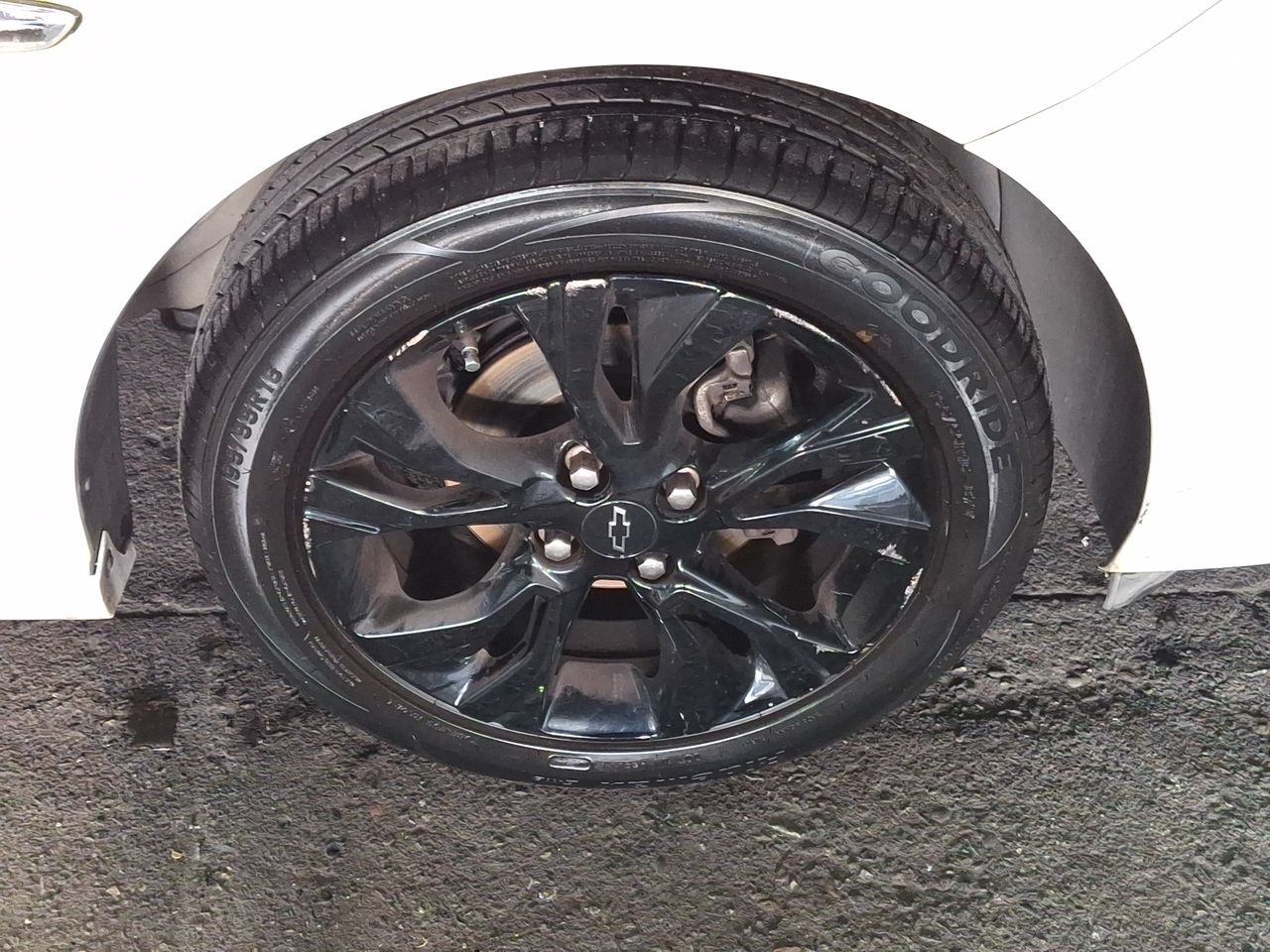 Chevrolet Onix — foto 10 de 26
