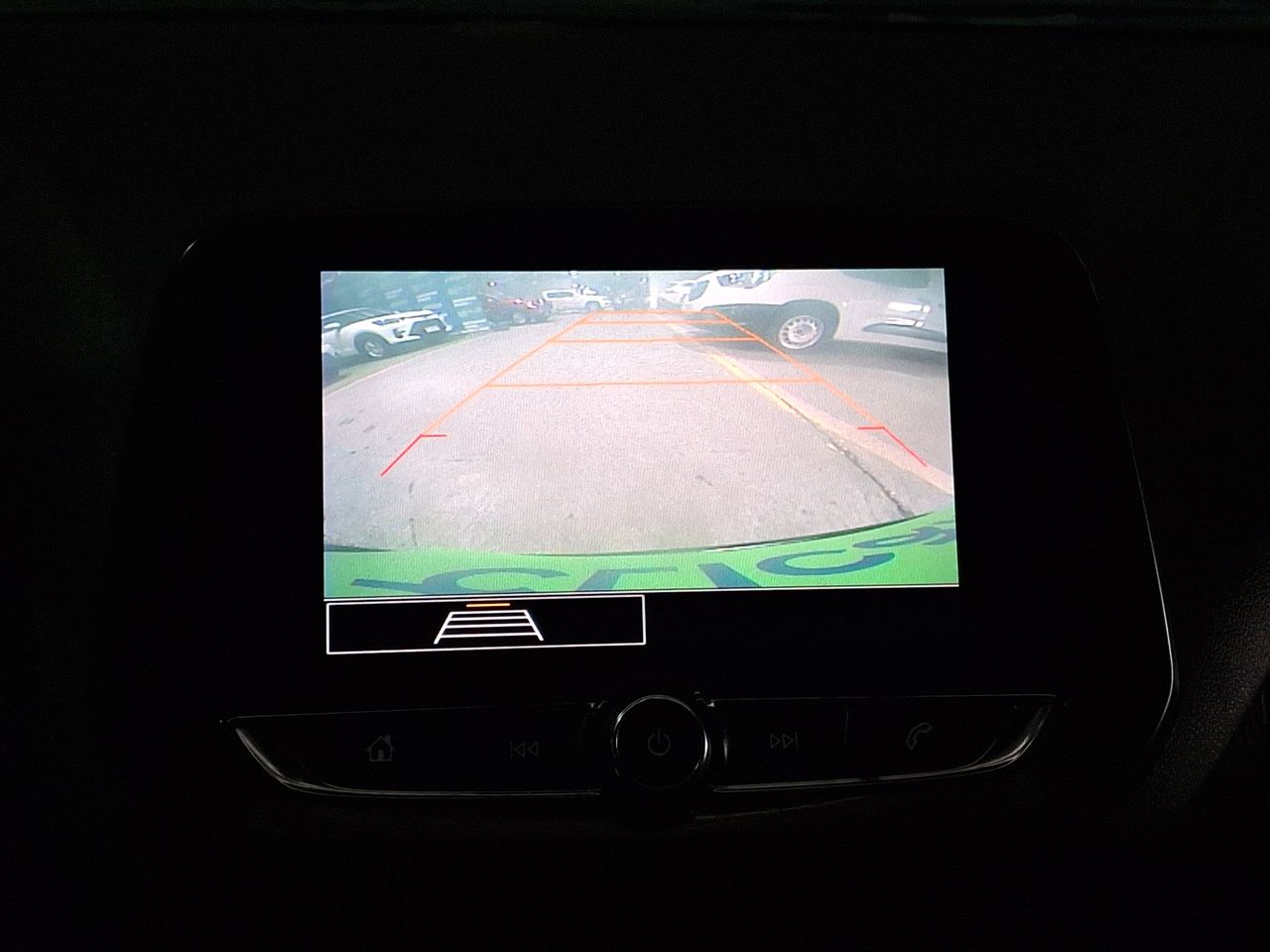 Chevrolet Onix — foto 21 de 26