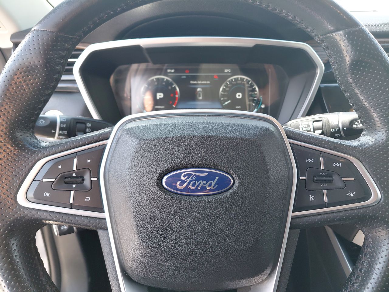 Ford Territory — foto 27 de 35