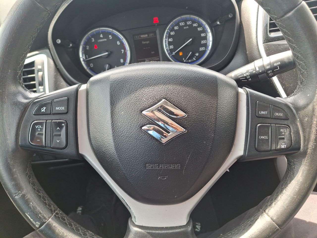 SUZUKI - 24