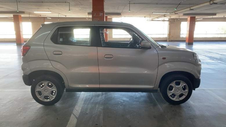 SUZUKI - 3