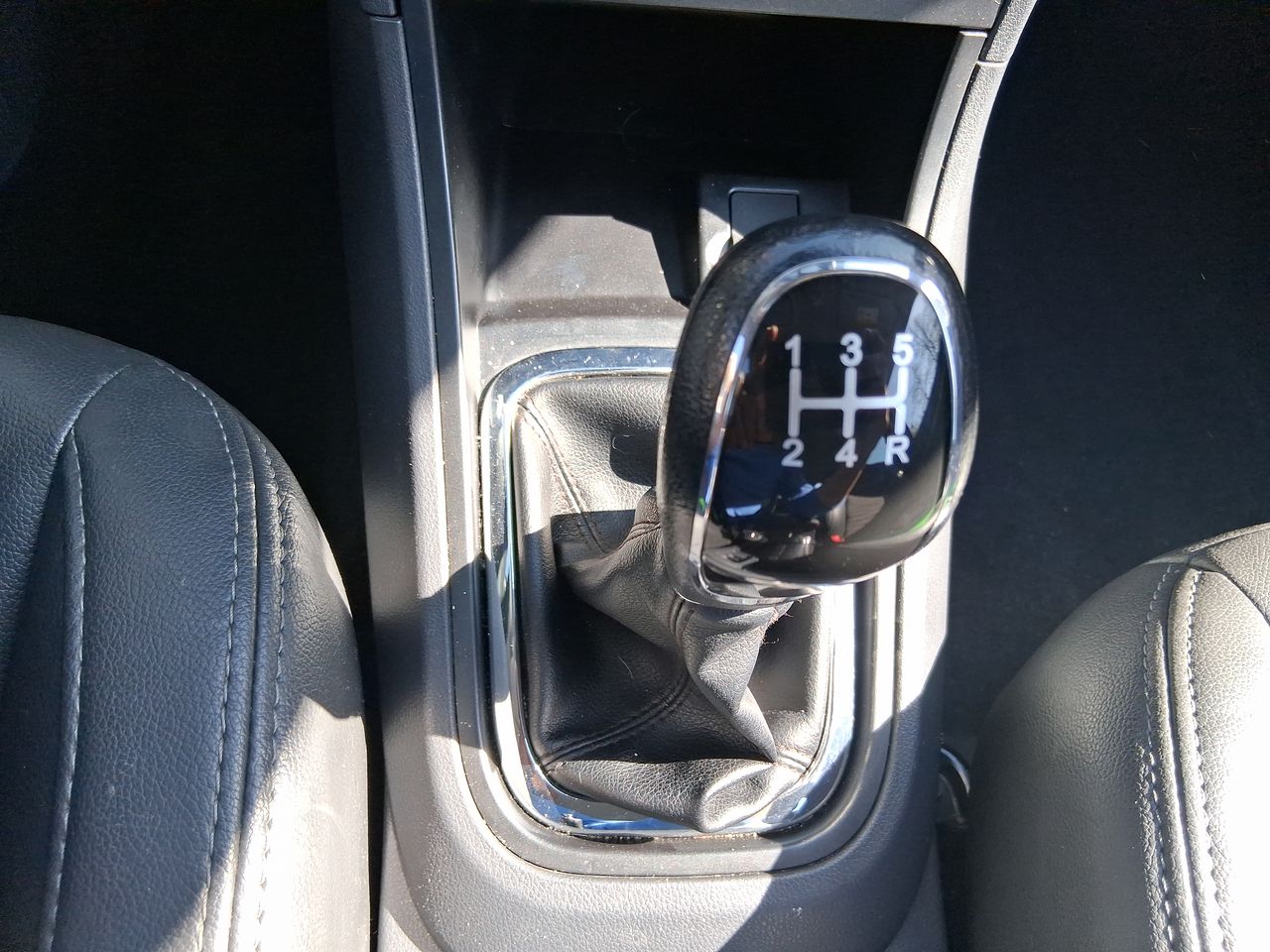 CHERY - 27