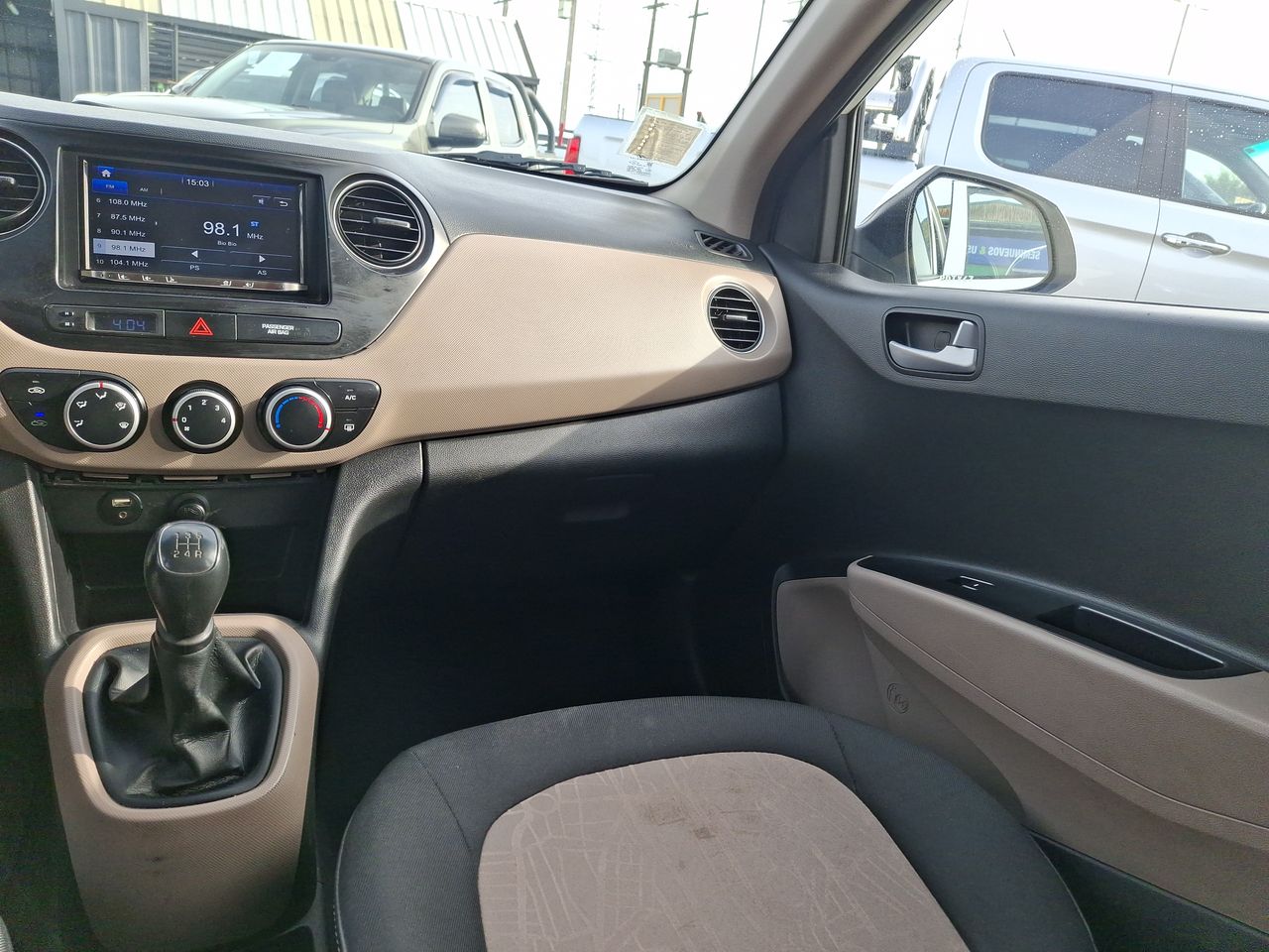 HYUNDAI - 2
