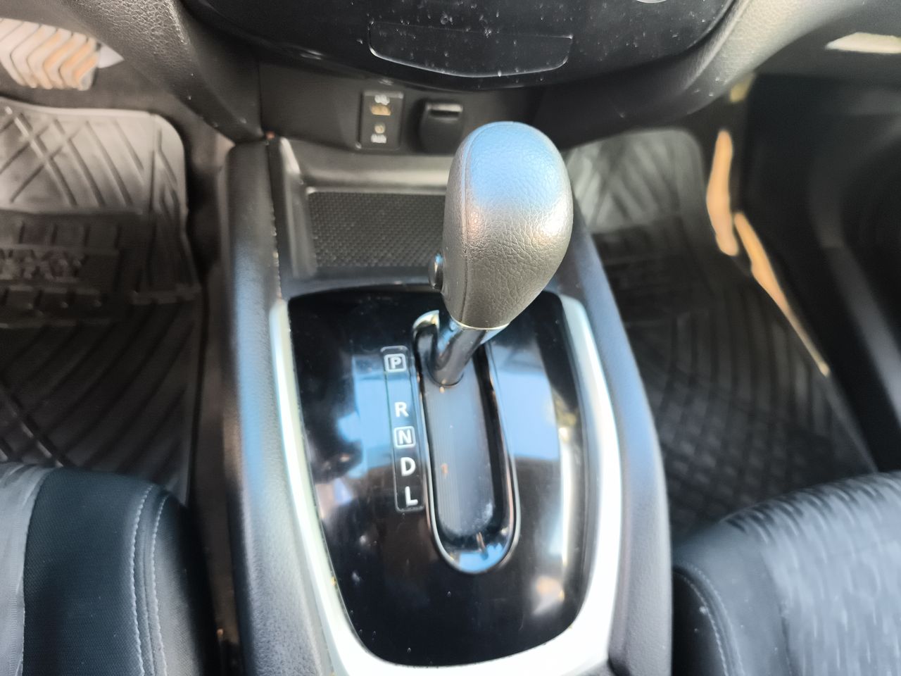 Nissan X-Trail — foto 21 de 26